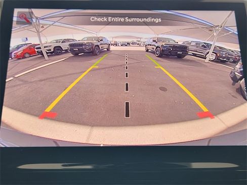 New 2025 Jeep Grand Cherokee Limited w/ Trailer Tow Package image 13