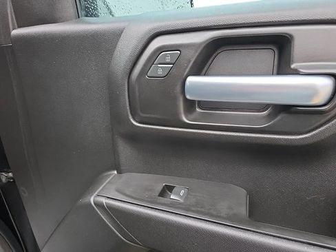 Used 2020 Chevrolet Silverado 1500 Custom Trail Boss w/ Custom Convenience Package AWD/4WD image 21