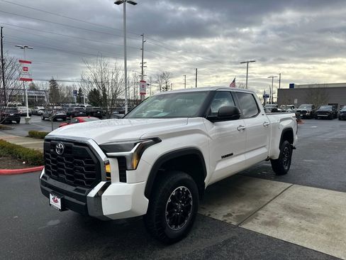 Certified 2025 Toyota Tundra SR5 image 7