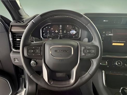 Used 2025 GMC Sierra 1500 Denali Ultimate image 20