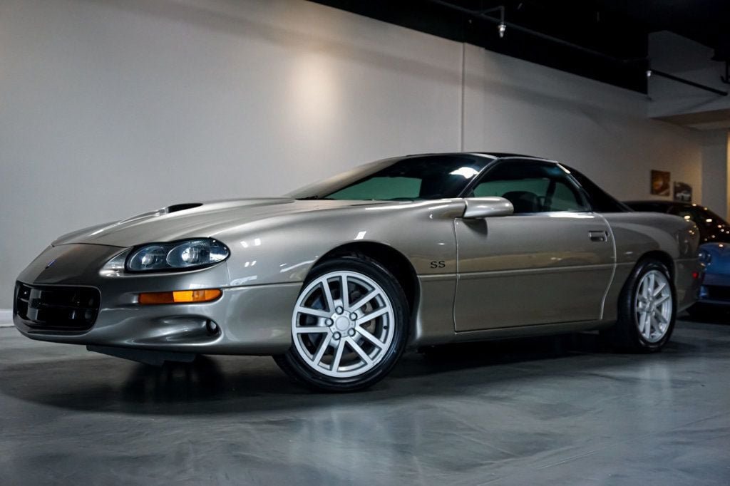 Used 2002 Chevrolet Camaro Z28 w/ SS Performance/Appearance Pkg RWD image 1