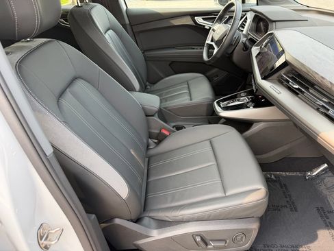 Certified 2023 Audi Q4 e-tron Premium Plus w/ Premium Plus RWD image 15