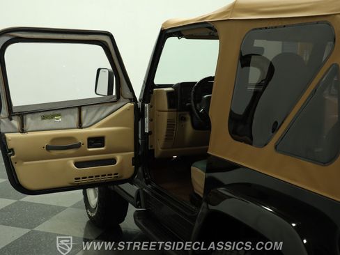 Used 2000 Jeep Wrangler Sahara AWD/4WD image 33