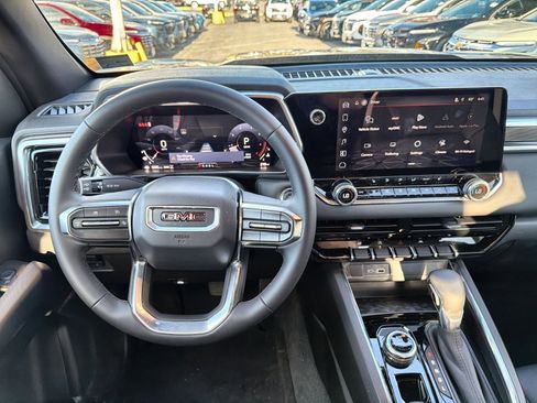 New 2026 GMC Canyon Elevation w/ Convenience Package image 16