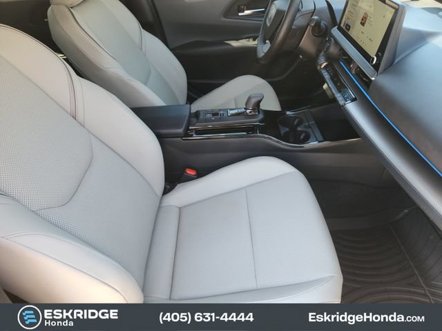 Used 2024 Toyota Prius Limited w/ Limited Premium Package FWD image 15