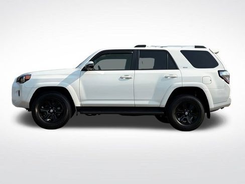Used 2024 Toyota 4Runner SR5 Premium AWD/4WD image 13