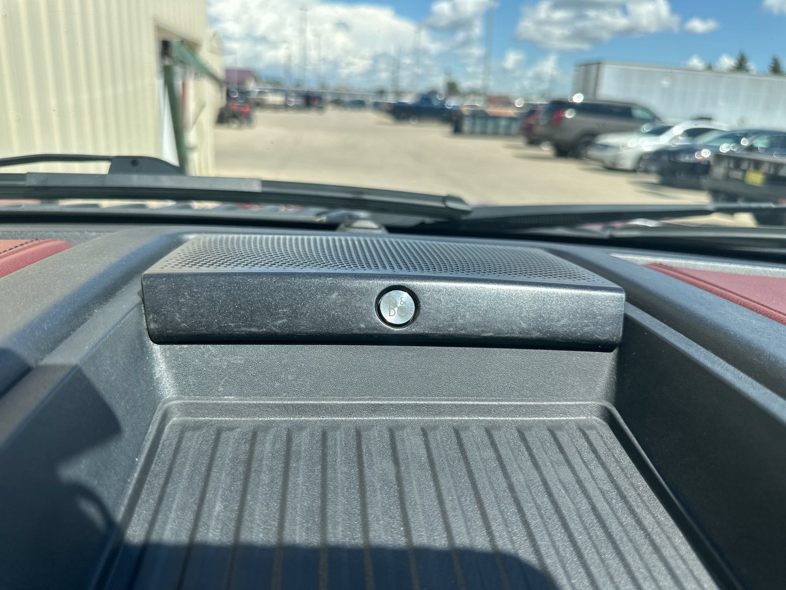 Used 2018 Ford F150 Platinum w/ Equipment Group 701A Luxury AWD/4WD image 19