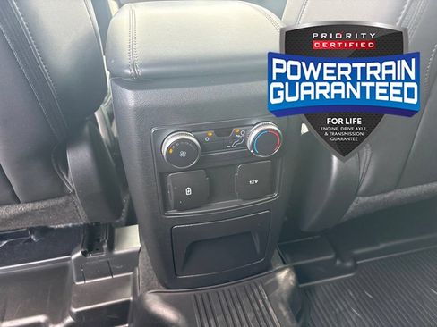 Used 2022 Ford Explorer XLT w/ Equipment Group 202A AWD/4WD image 27