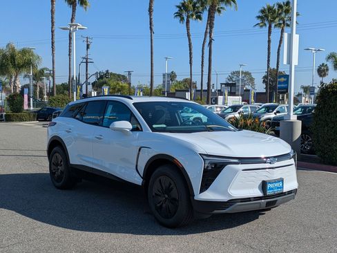 Used 2026 Chevrolet Blazer EV LT image 7