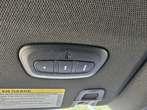 New 2025 Jeep Grand Cherokee Limited w/ Black Appearance Package image 18