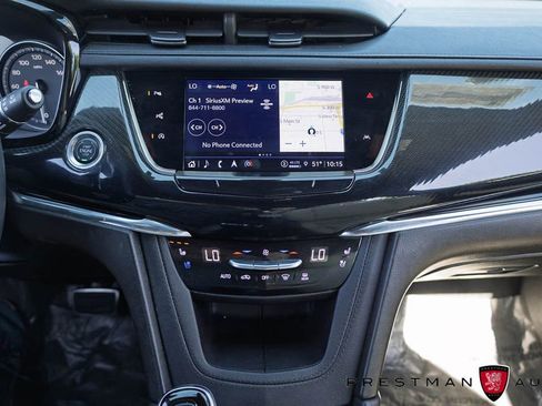 Used 2022 Cadillac XT6 Sport w/ Technology Package AWD/4WD image 32