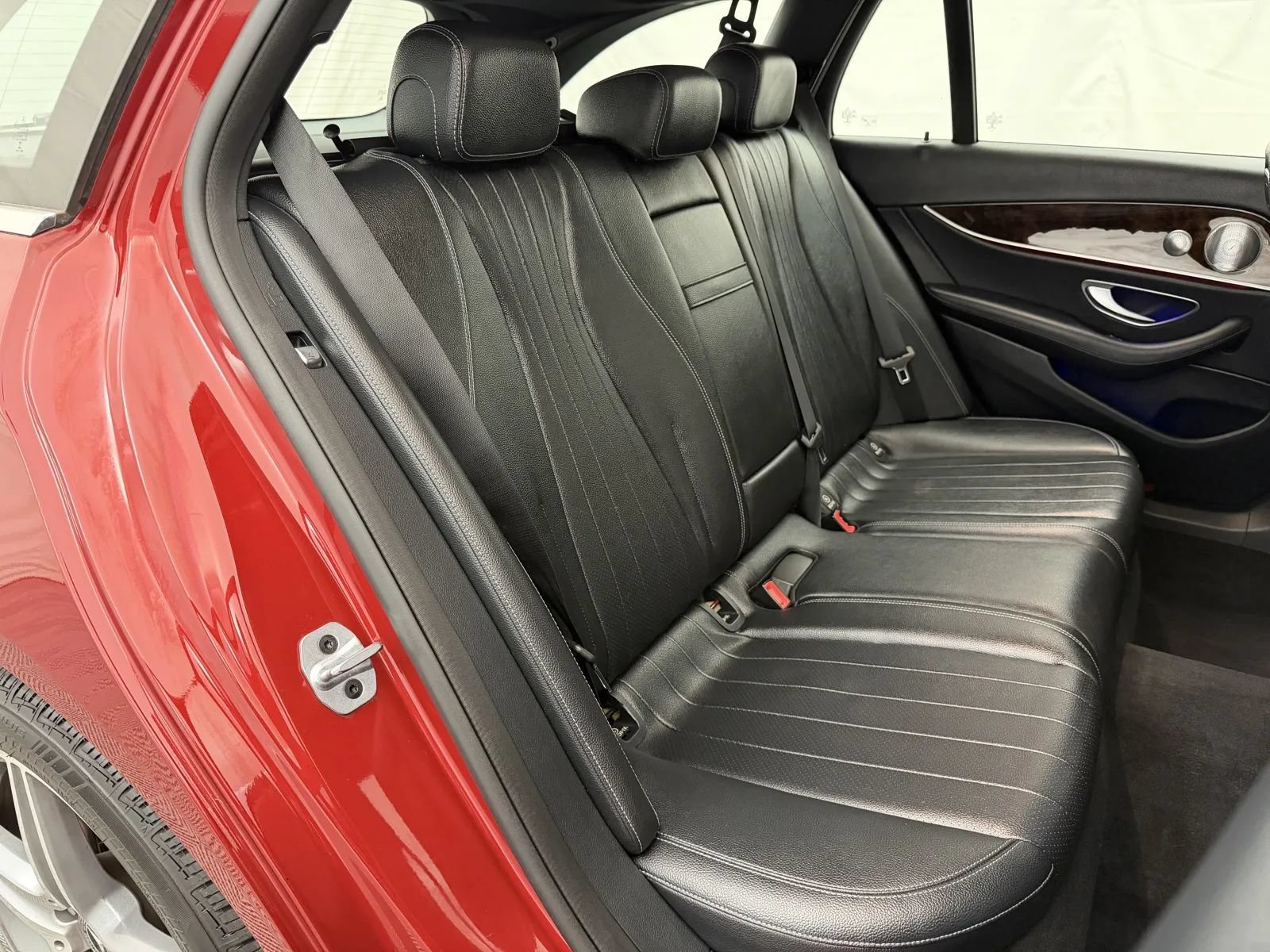 Used 2019 Mercedes-Benz E 450 4MATIC Wagon image 48