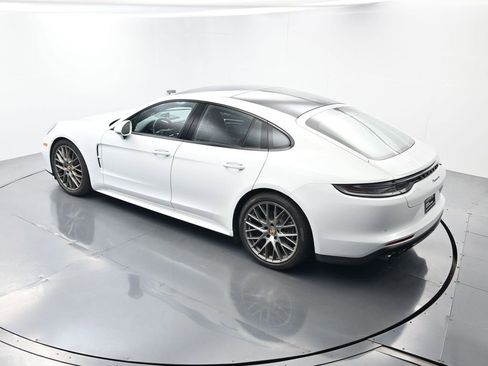 Certified 2023 Porsche Panamera Platinum Edition image 35