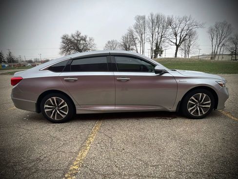 Used 2020 Honda Accord Touring image 6
