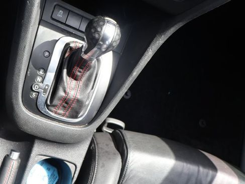Used 2013 Volkswagen GTI Driver's Edition FWD image 33