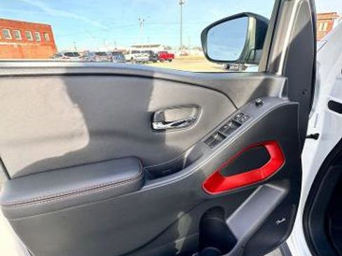 Certified 2024 Nissan Frontier PRO-4X w/ Pro Premium Package image 22