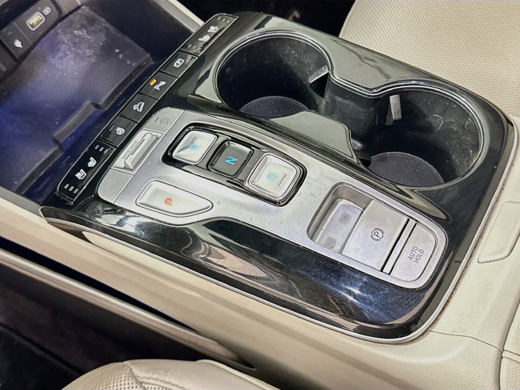 Used 2022 Hyundai Tucson Limited w/ Cargo Package FWD image 17