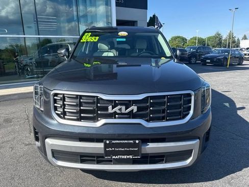 Certified 2023 Kia Telluride S w/ S Sunroof Package AWD/4WD image 10