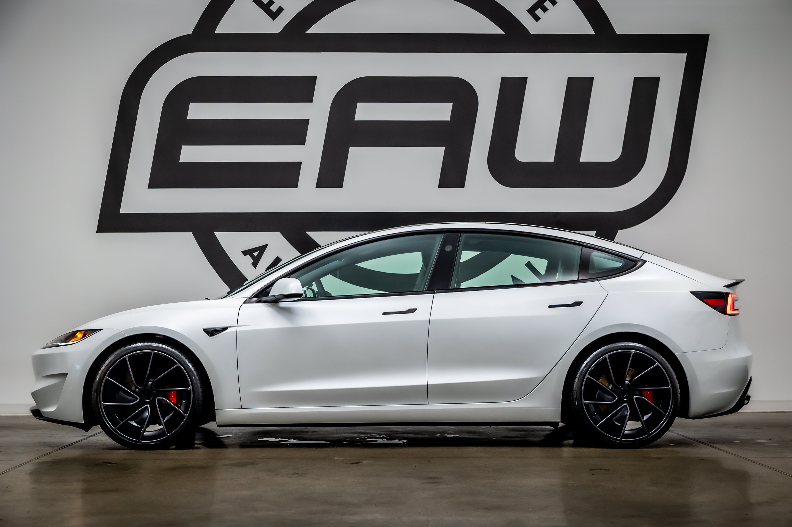 Used 2025 Tesla Model 3 Performance AWD/4WD image 6