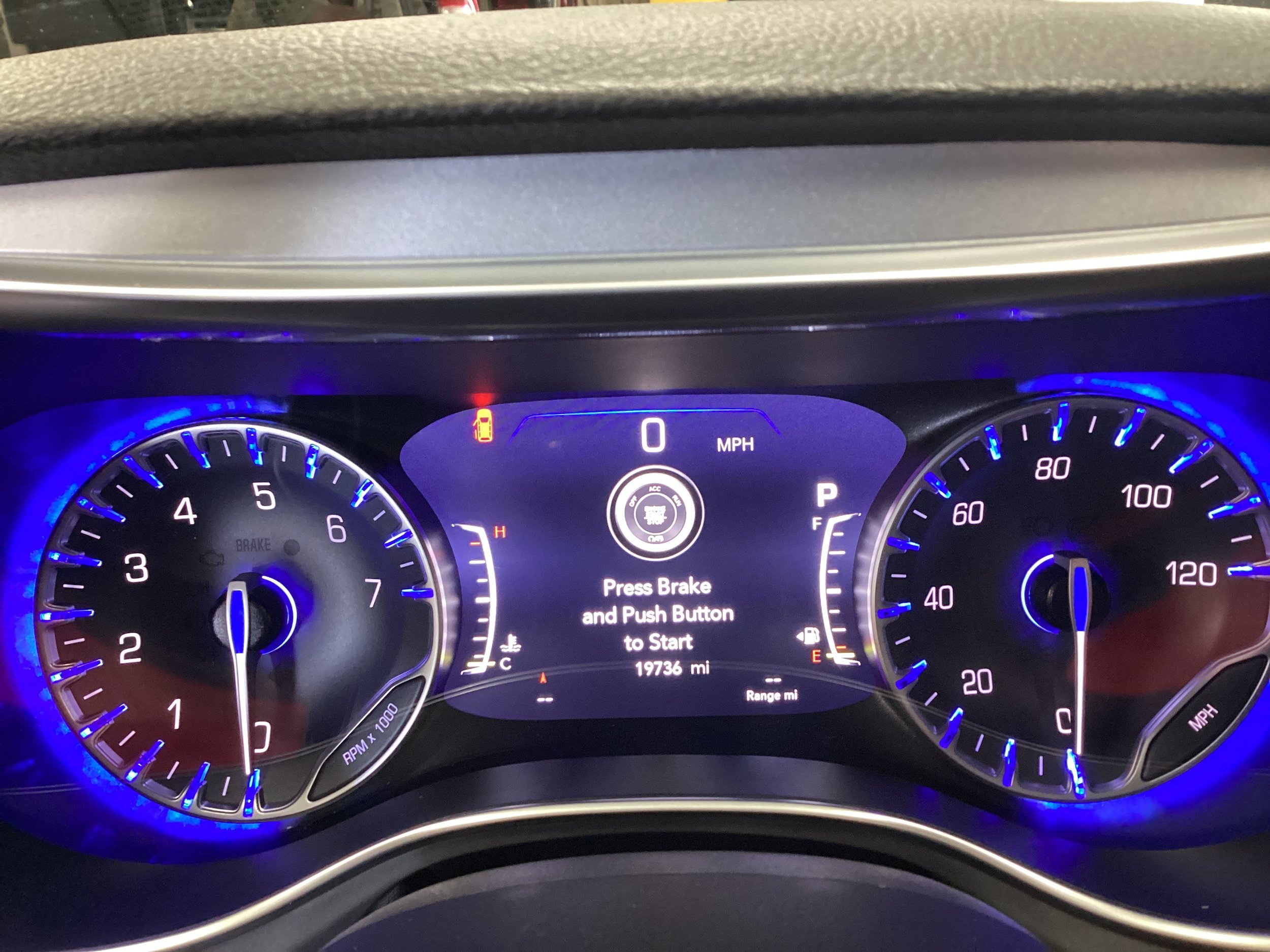 Used 2025 Chrysler Pacifica Limited FWD image 26