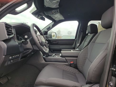 New 2026 Toyota Tundra SR image 15