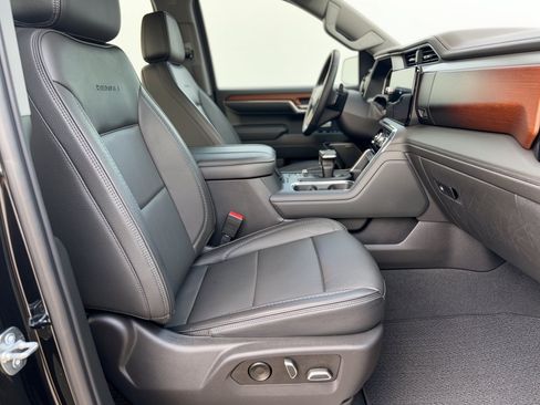 Used 2023 GMC Sierra 1500 Denali w/ Denali Reserve Package RWD image 30