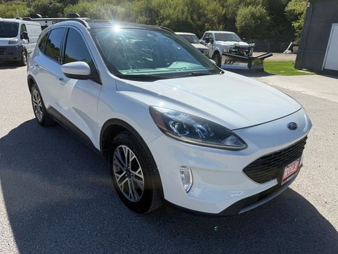 Used 2021 Ford Escape SEL w/ Technology Package AWD/4WD image 7