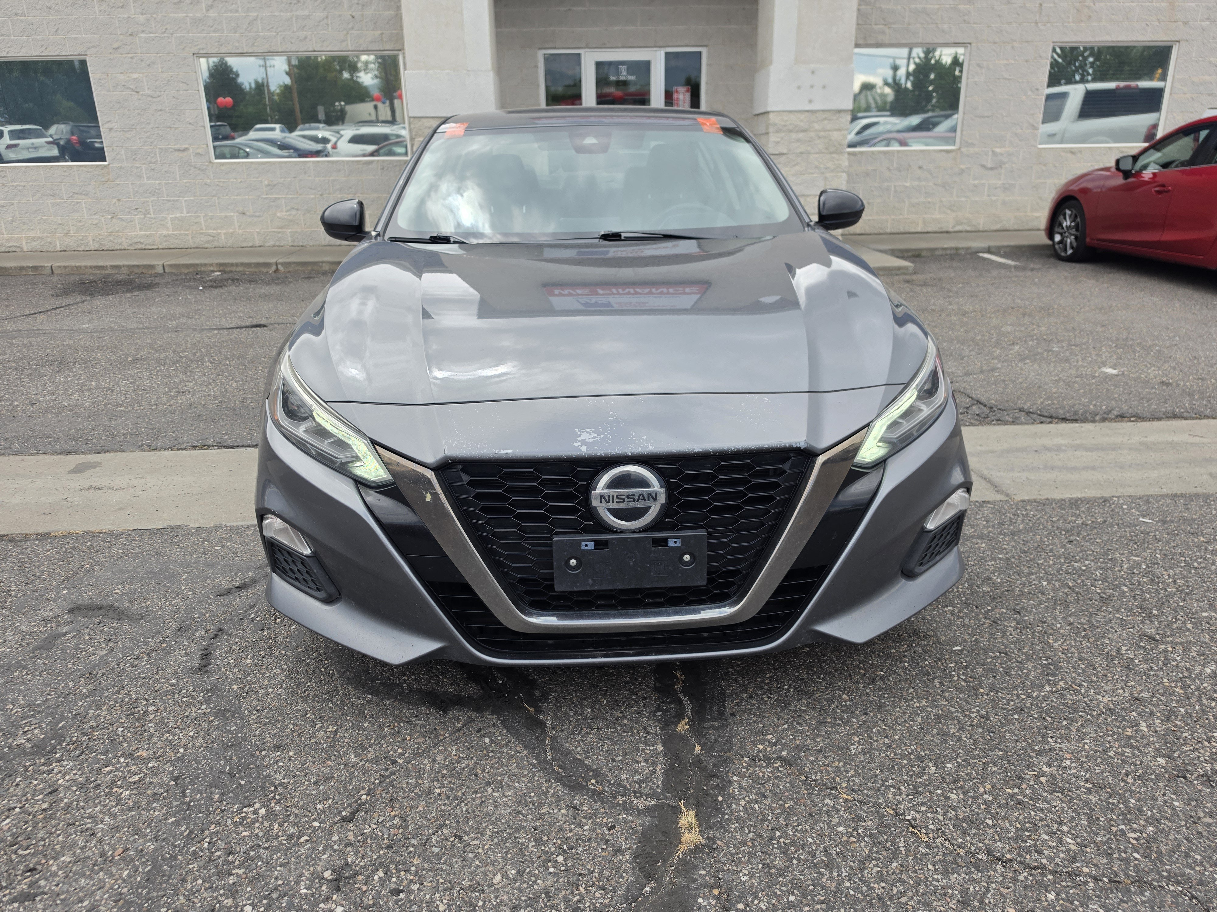 Used 2020 Nissan Altima 2.5 SR FWD image 2