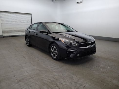 Used 2020 Kia Forte LXS FWD image 13