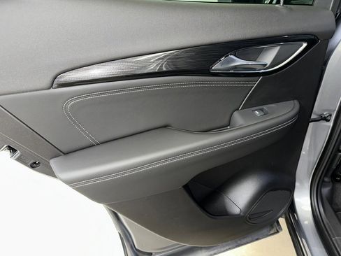 Certified 2022 Buick Envision Preferred image 17