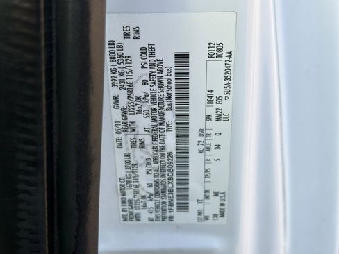 Used 2011 Ford E-350 and Econoline 350 XLT image 26