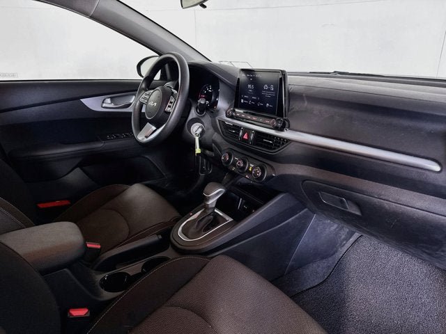 Used 2024 Kia Forte LXS FWD image 25