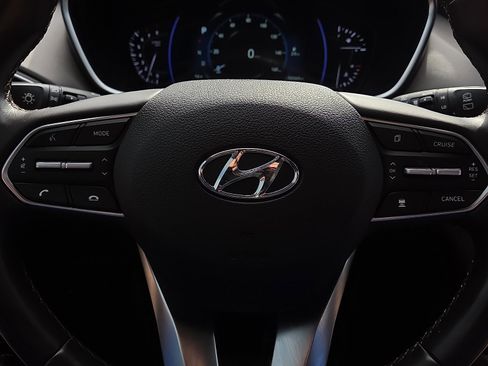 Used 2020 Hyundai Santa Fe Limited image 17