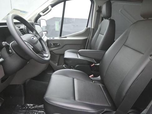 New 2025 Ford Transit 250 Low Roof image 20