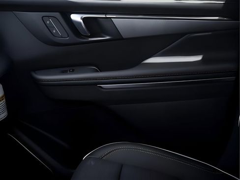 New 2025 Buick Enclave Sport Touring w/ Power Package image 10