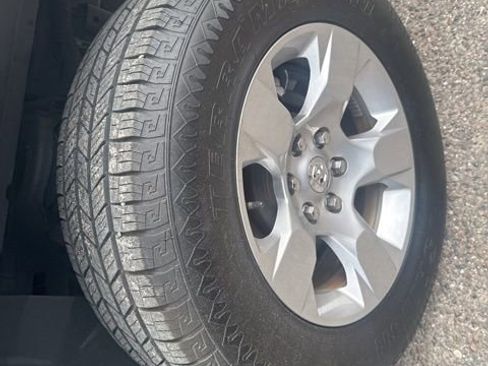 Used 2021 RAM 1500 Big Horn image 25