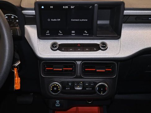 Certified 2023 Ford Maverick XLT image 25