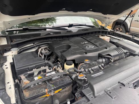 Used 2017 INFINITI QX80 2WD w/ Driver Assistance Package image 12