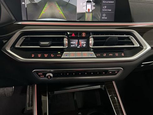 Used 2023 BMW X5 M50i w/ Executive Package image 18