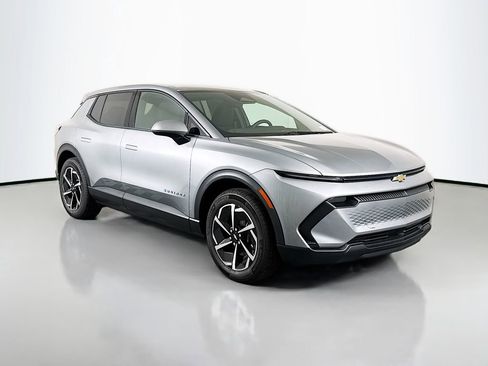 New 2026 Chevrolet Equinox EV LT image 1