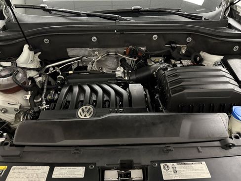 Used 2019 Volkswagen Atlas SE w/ Panoramic Sunroof Package image 34