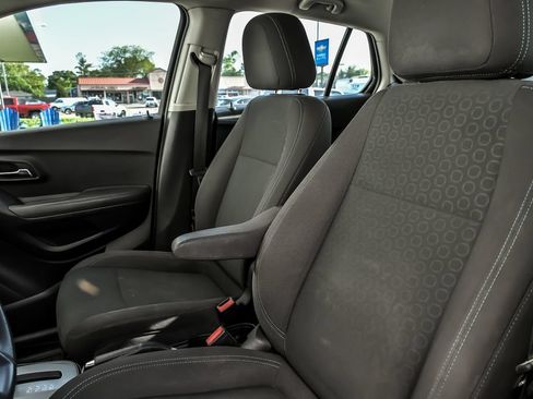 Used 2016 Chevrolet Trax LS FWD image 15