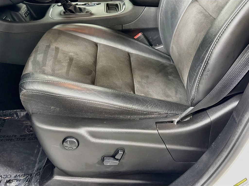 Used 2020 Dodge Durango GT RWD image 24