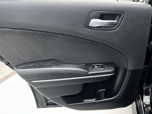 Used 2019 Dodge Charger GT image 28