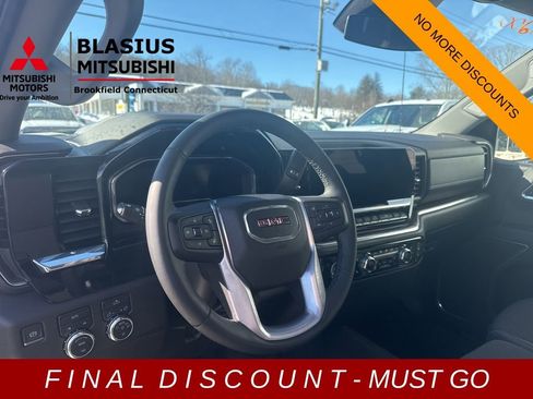 Used 2024 GMC Sierra 1500 Elevation image 13