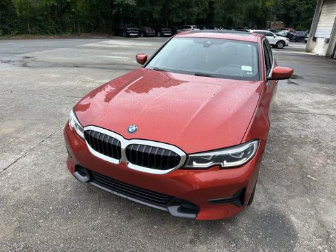 Used 2021 BMW 330i xDrive Sedan w/ Premium Package AWD/4WD image 4