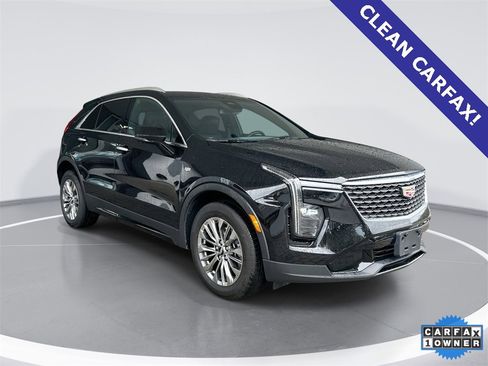 Used 2025 Cadillac XT4 Premium Luxury image 46