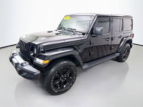Used 2021 Jeep Wrangler Unlimited Sahara AWD/4WD image 3