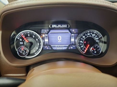 Used 2020 RAM 2500 Laramie image 14