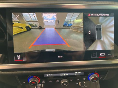 Used 2022 Audi Q3 2.0T Premium Plus image 25